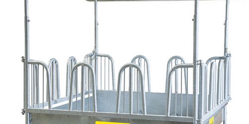 Patura Compact-Viereckraufe mit Sicherheits-Palisadenfressgittern